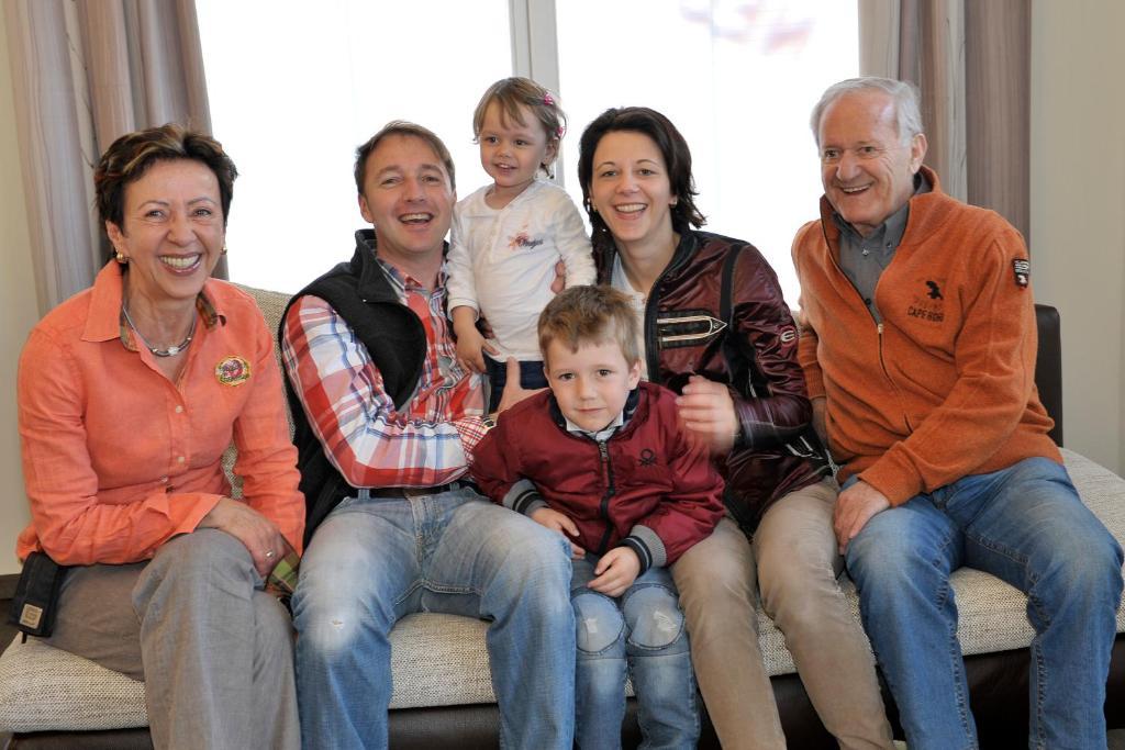 Appartement Charly Kahr And Family, Ski-In & Ski-Out Schladming Exteriör bild
